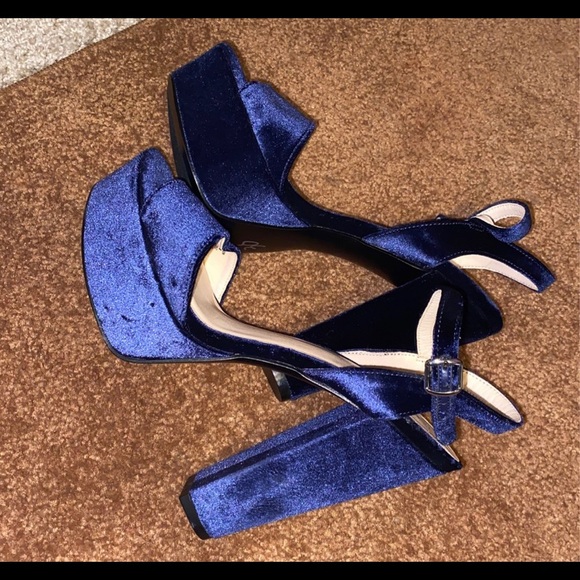 Nine West high heels - Picture 3 of 3